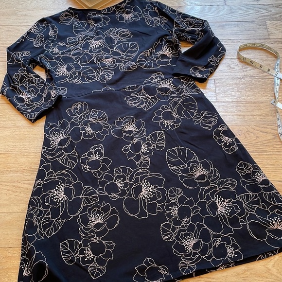 Lands End dress, black, size medium - Picture 10 of 10